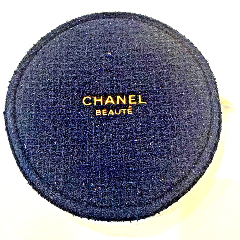 CHANEL BEAUTY Pouch Navy Blue Tweed Round 6"X6"X2" VIP Gift No Box